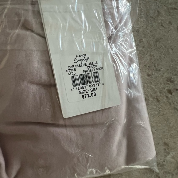 Expecting Mother - Picture 10 of 12